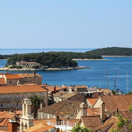 Seka Apartman Hvar Town