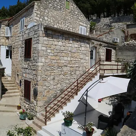 Seka Apartman Hvar Town