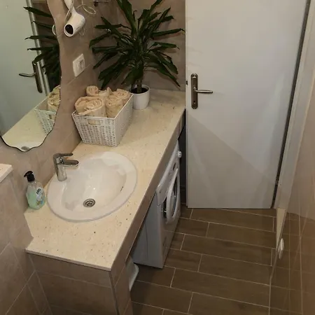 Διαμέρισμα Seka *