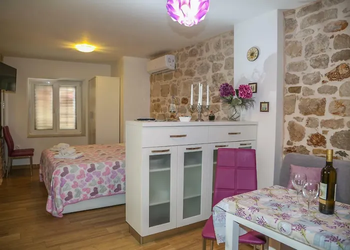 Seka Apartment Hvar Town